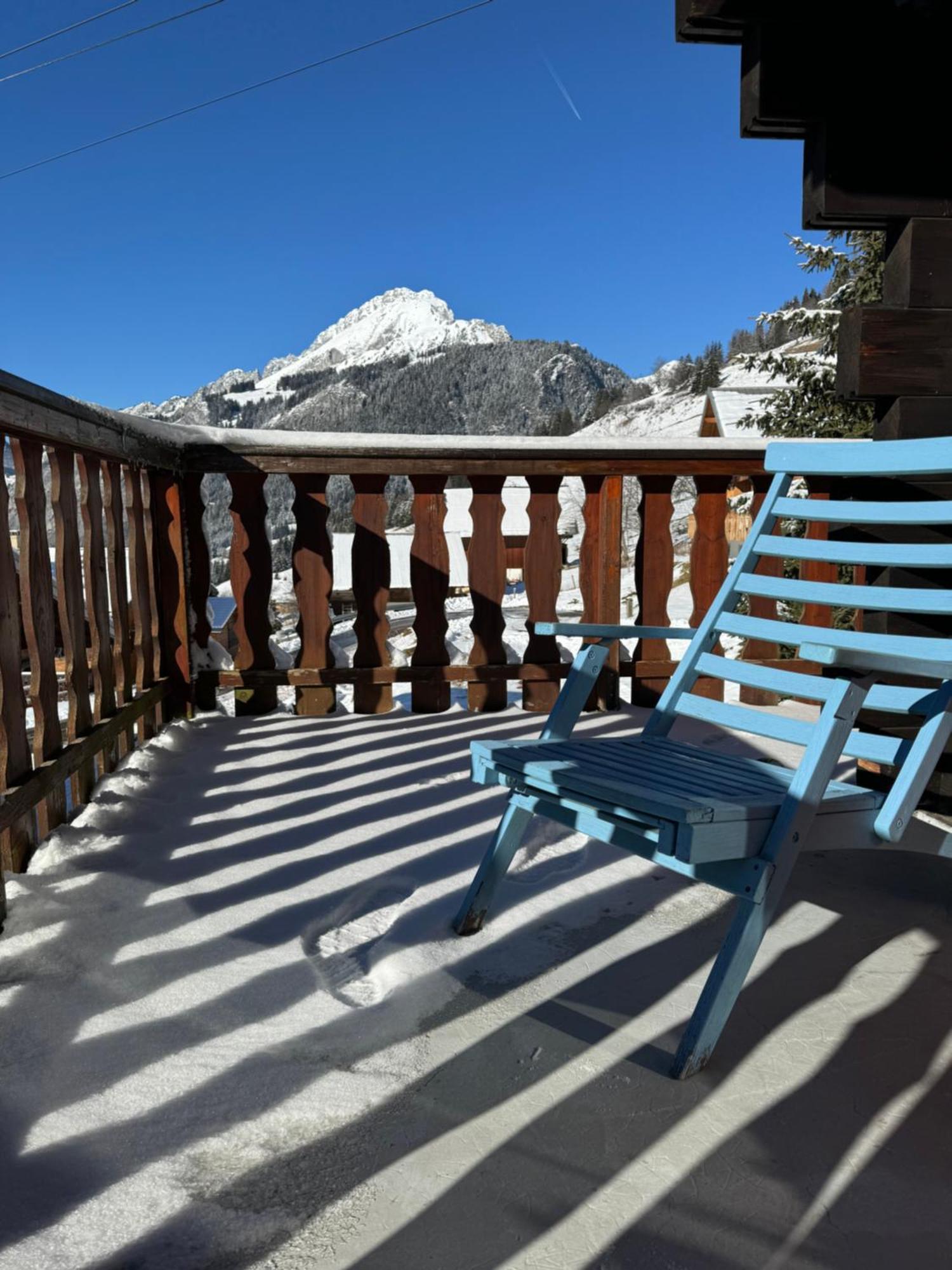 Charming, Cosy Chalet Nestled In A Breathtaking Surrounding With Spectacular, Stunning Mountain Views Abondance Eksteriør billede