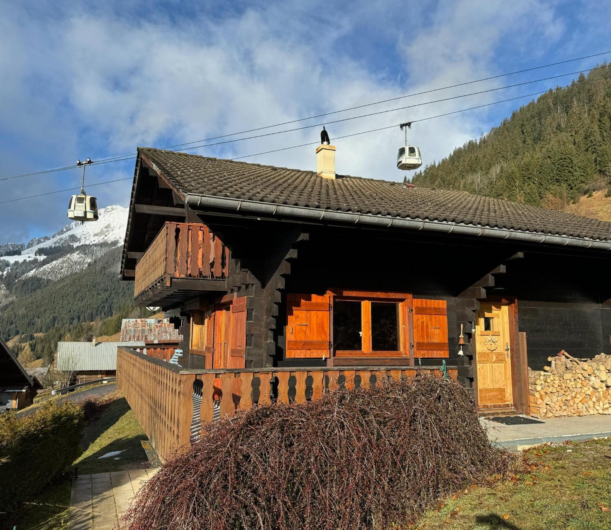 Charming, Cosy Chalet Nestled In A Breathtaking Surrounding With Spectacular, Stunning Mountain Views Abondance Eksteriør billede